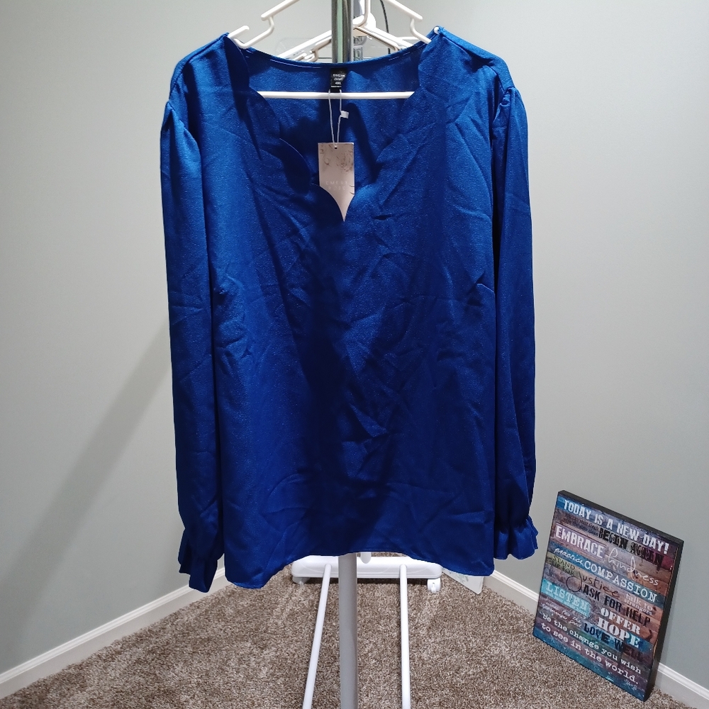 #442 NWT Women's Blouse